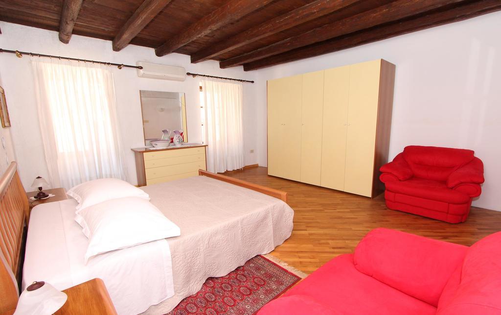 Apartments Ive Rovinj Bagian luar foto